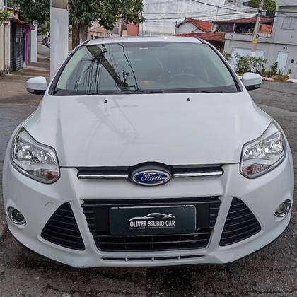 FORD FOCUS 2.0 SE 16V FLEX 4P POWERSHIFT
